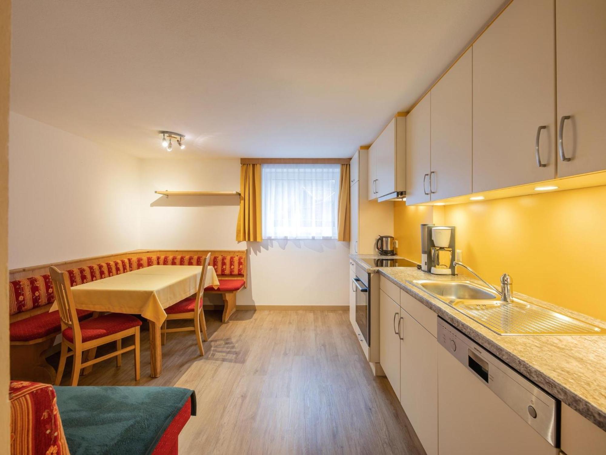 Apartamento Flat With Sep Entrance On Ground Floor In Neustift Neustift im Stubaital Exterior foto