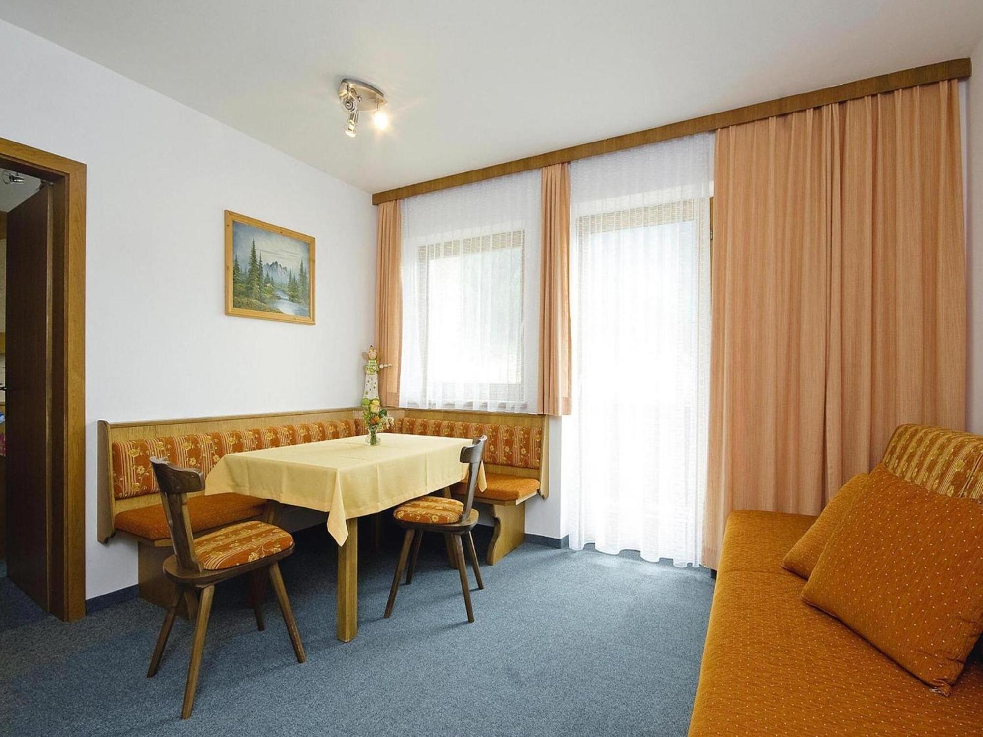Apartamento Flat With Sep Entrance On Ground Floor In Neustift Neustift im Stubaital Exterior foto